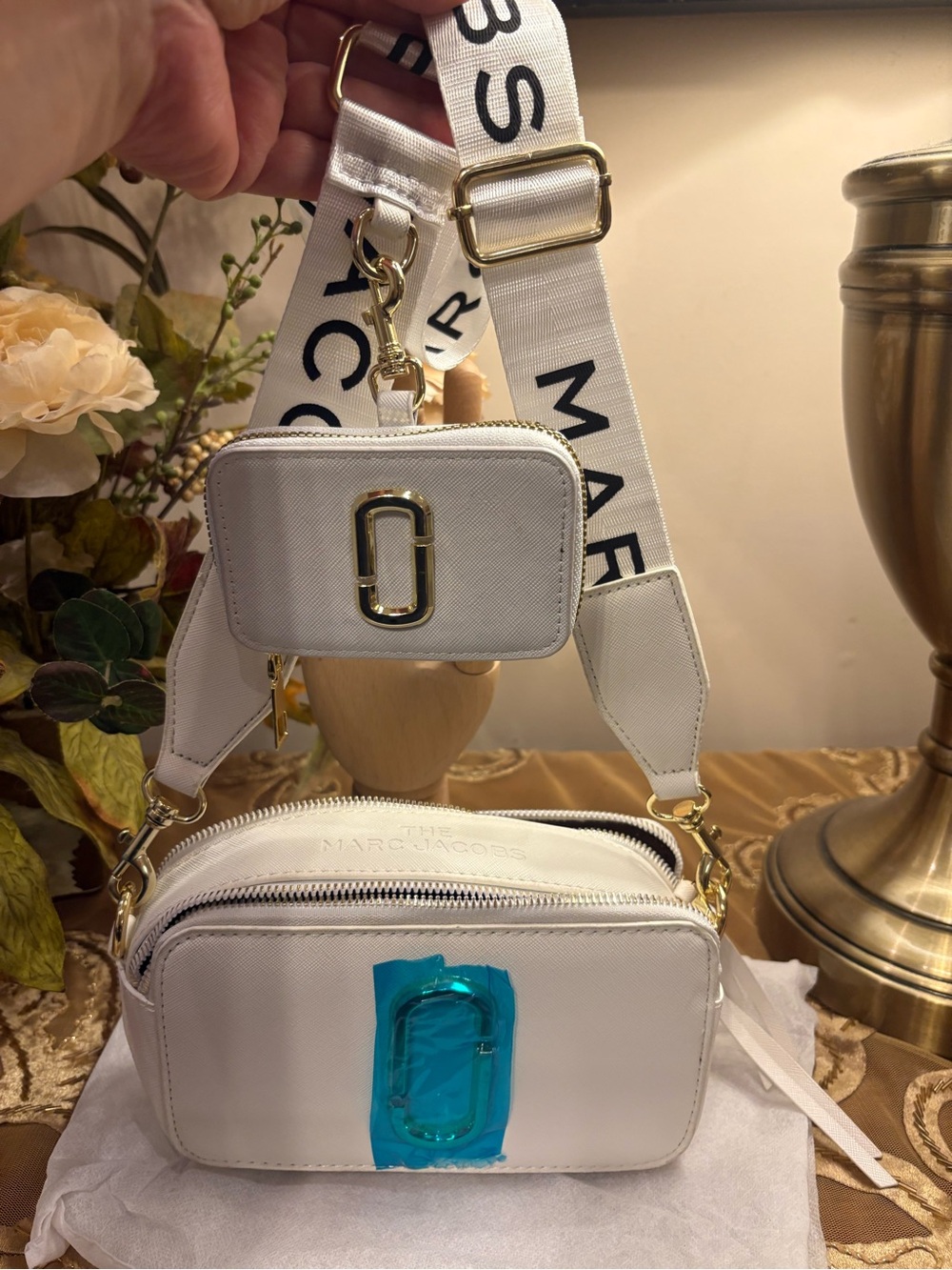 Marc Jacobs White Leather Crossbody Camera Bag with Detachable Mini Pouch#design